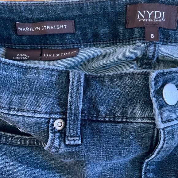 NYDJ Marilyn Straight Women’s Crop Jean Size 8 - Picture 8 of 8